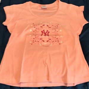 🌻🌻3 for $25 NY Yankees tee, size XL. Pink🌻🌻